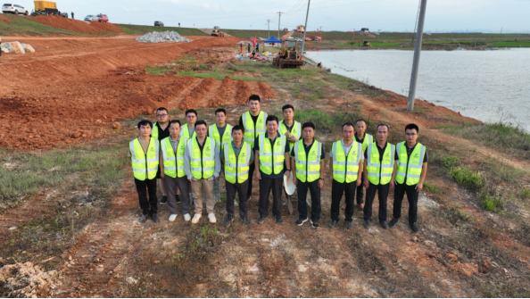 抗洪搶險(xiǎn)報(bào)導(dǎo)-迎“汛”而上，奔赴前線 -454.png